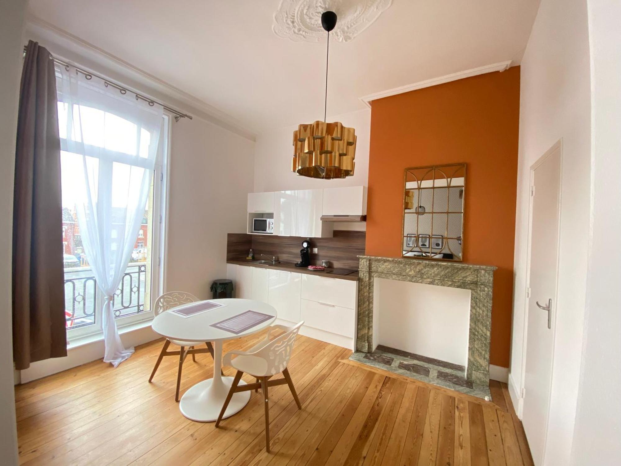 Residence Adam A Part ヴァランシエンヌ 部屋 写真